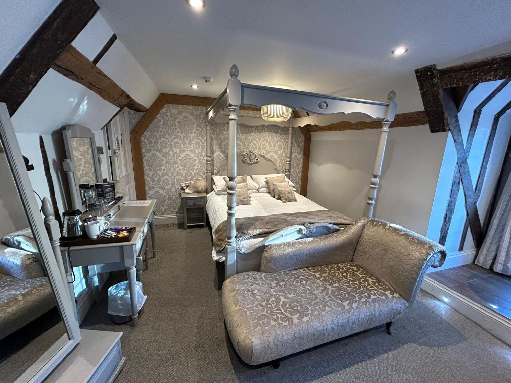 The Hind Hotel Wellingborough Zimmer foto